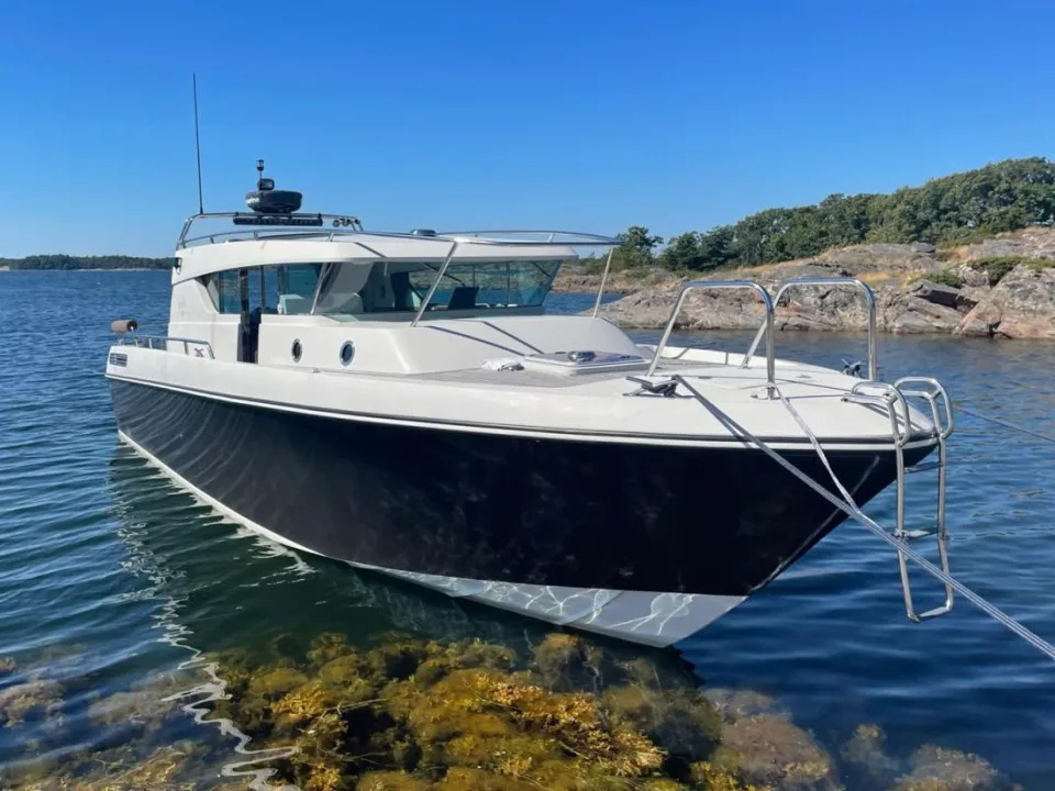 Delta Powerboats 34 SW used - photo 1