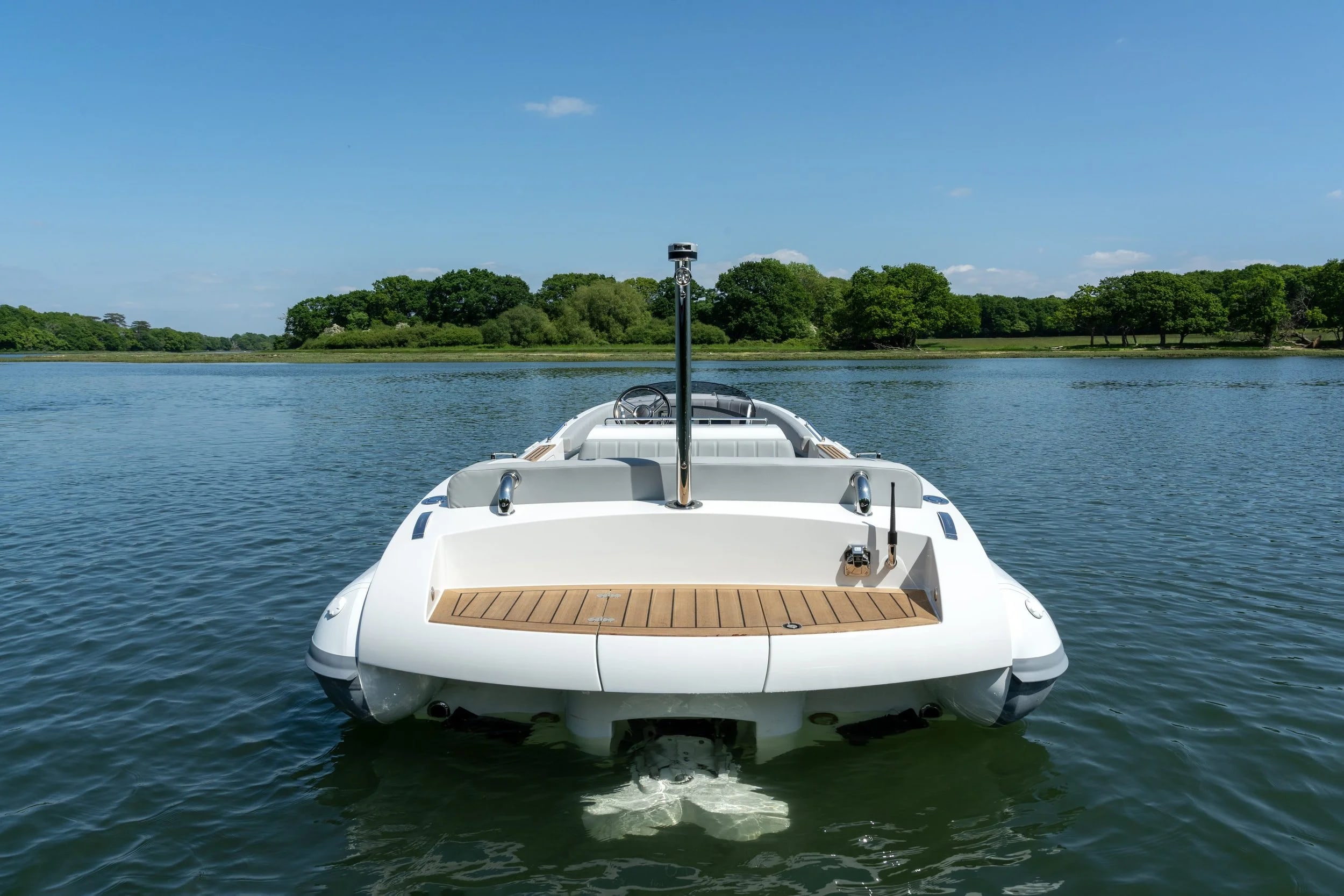 Pascoe DT Launch Beachlander 6.20m