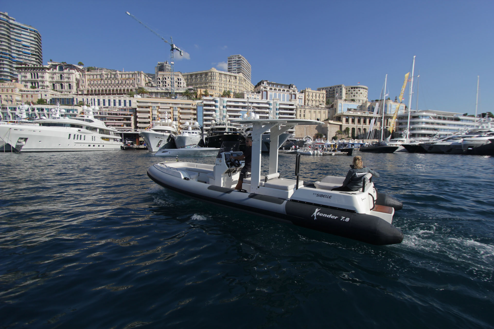 Xtenders 7.8m Peoplecarrier