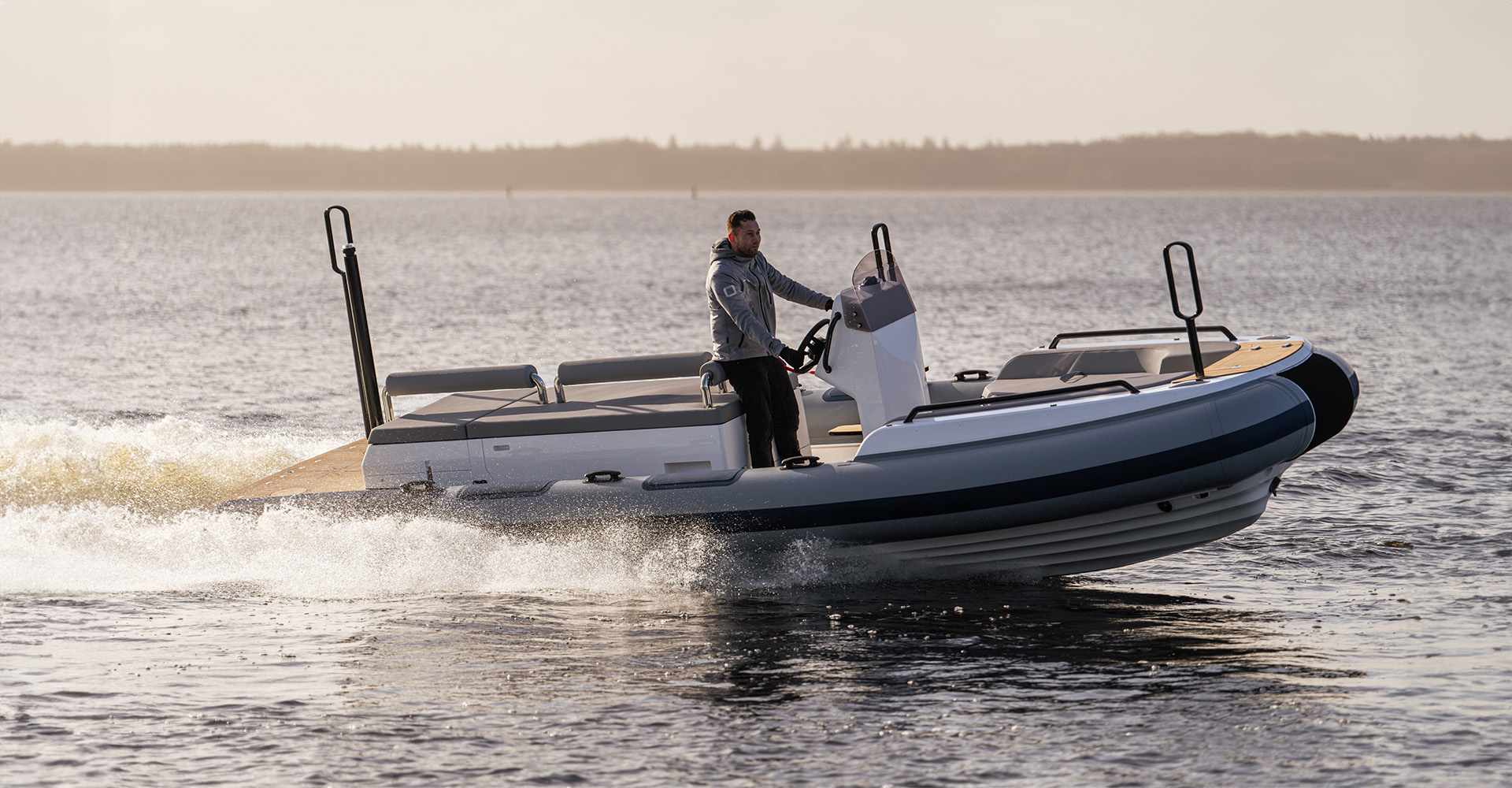 Xtenders 7.0m Beachlander