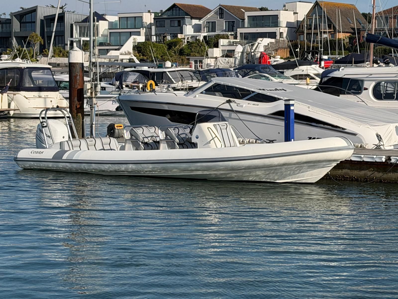 Cobra Ribs Nautique 8.5