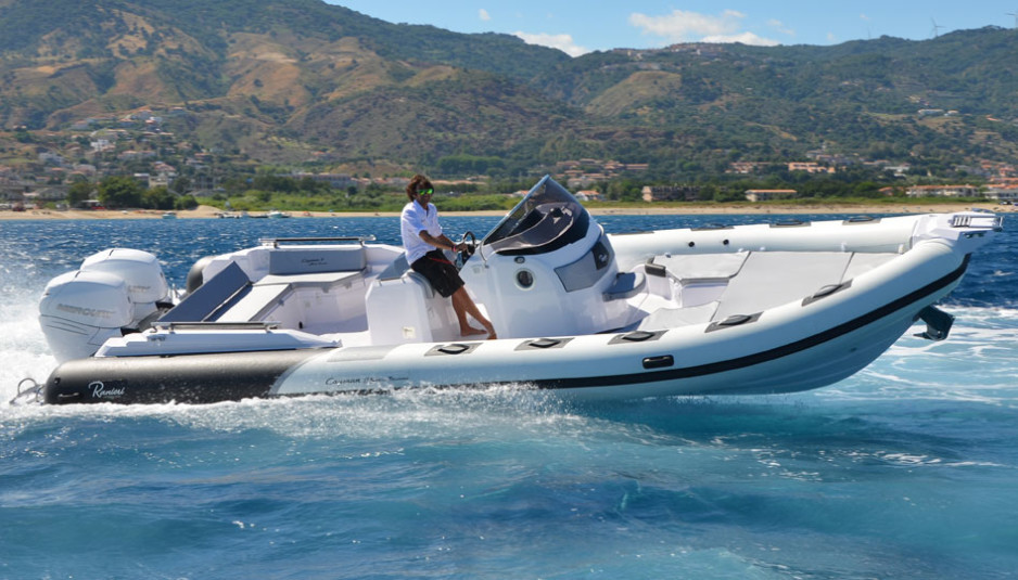 Ranieri International Cayman 31 Sport Touring
