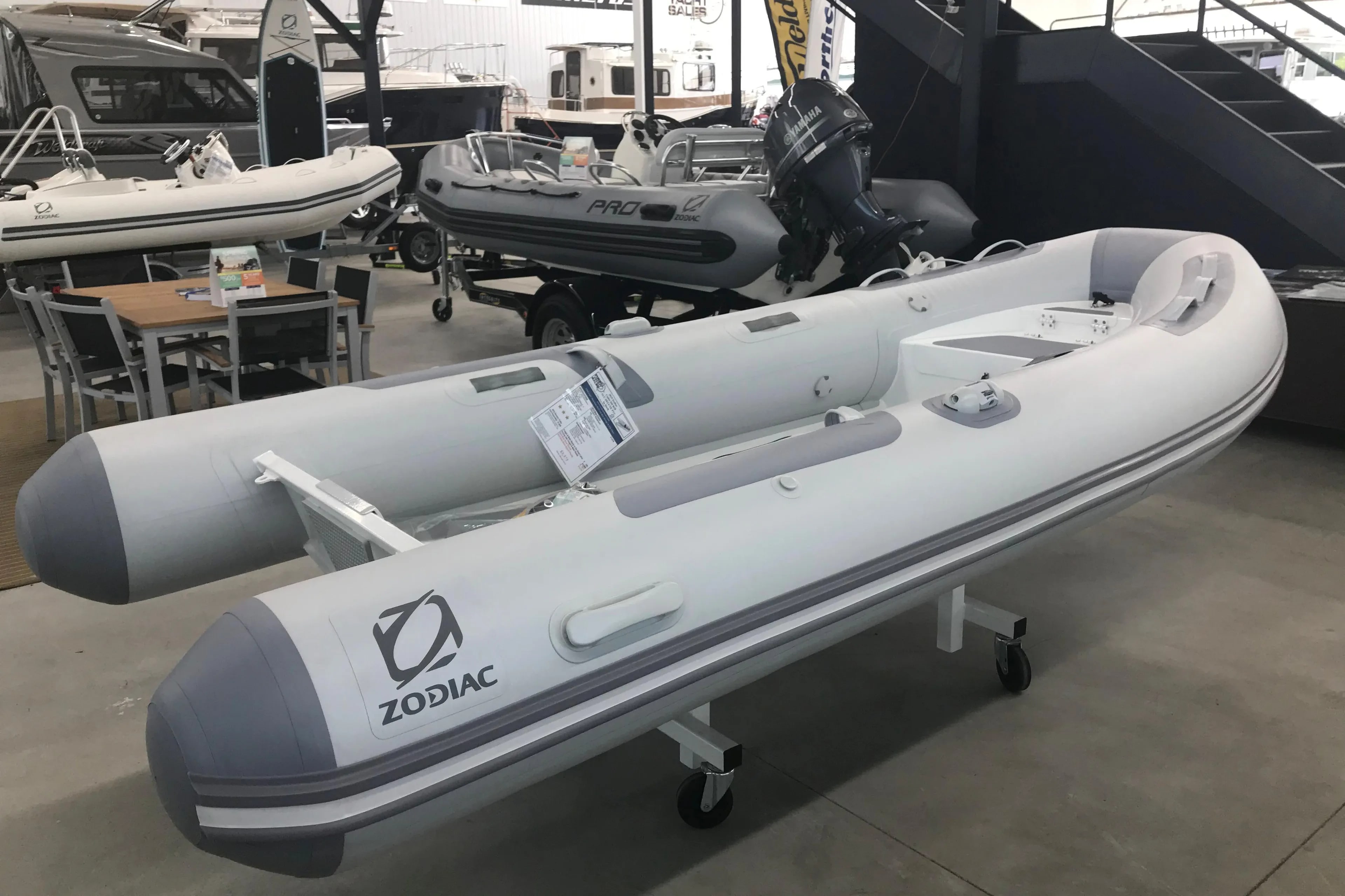 Zodiac Cadet RIB ALU DL 330