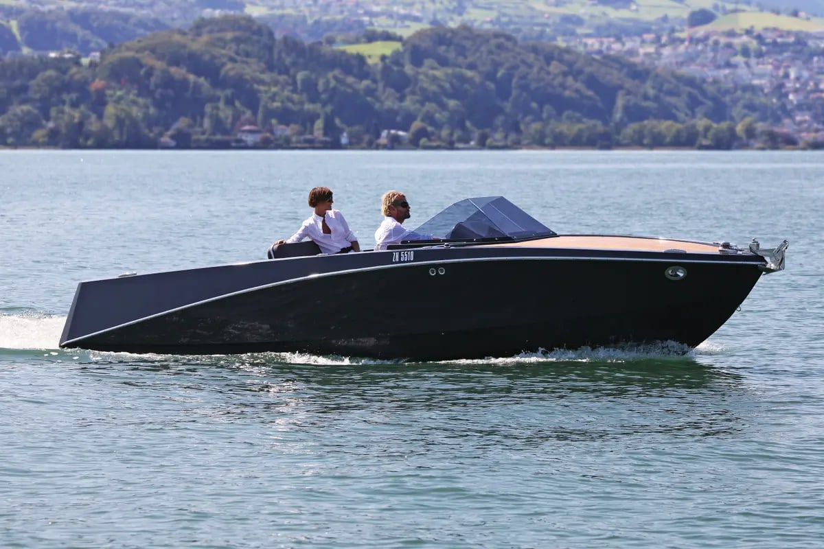Ganz Boats Ovation 9X