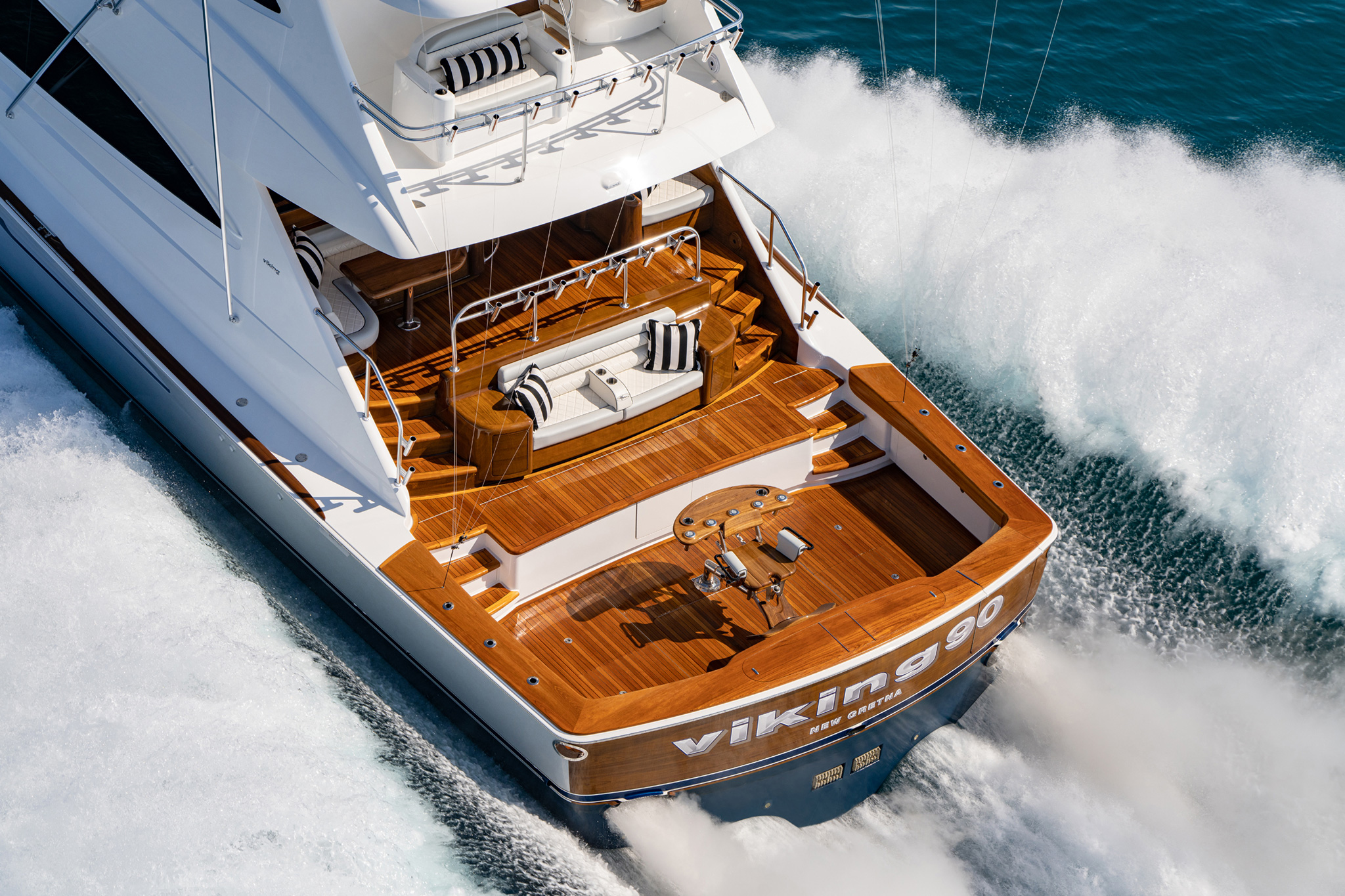 Viking Yachts Viking 90C