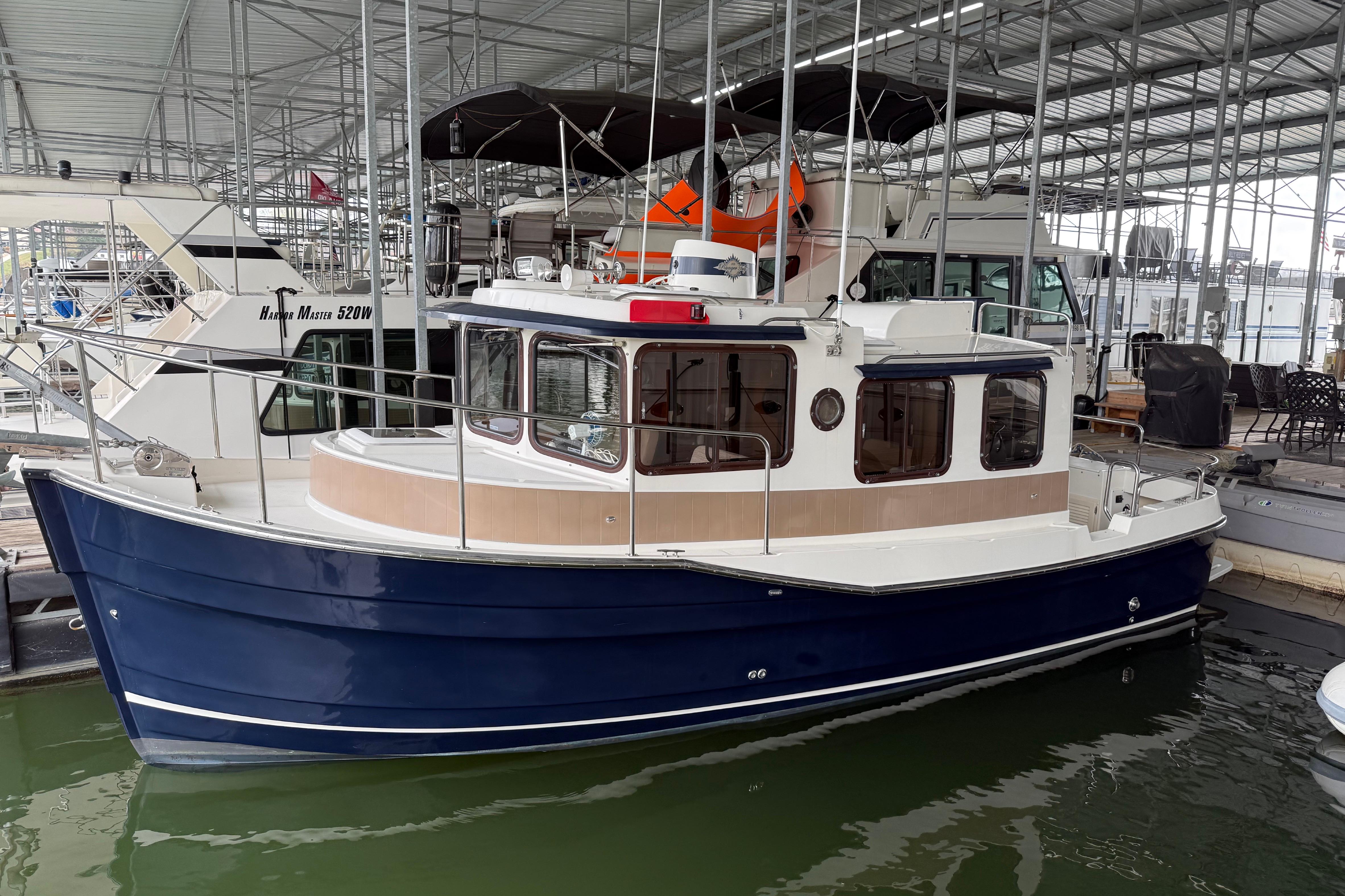 Ranger Tugs R-25