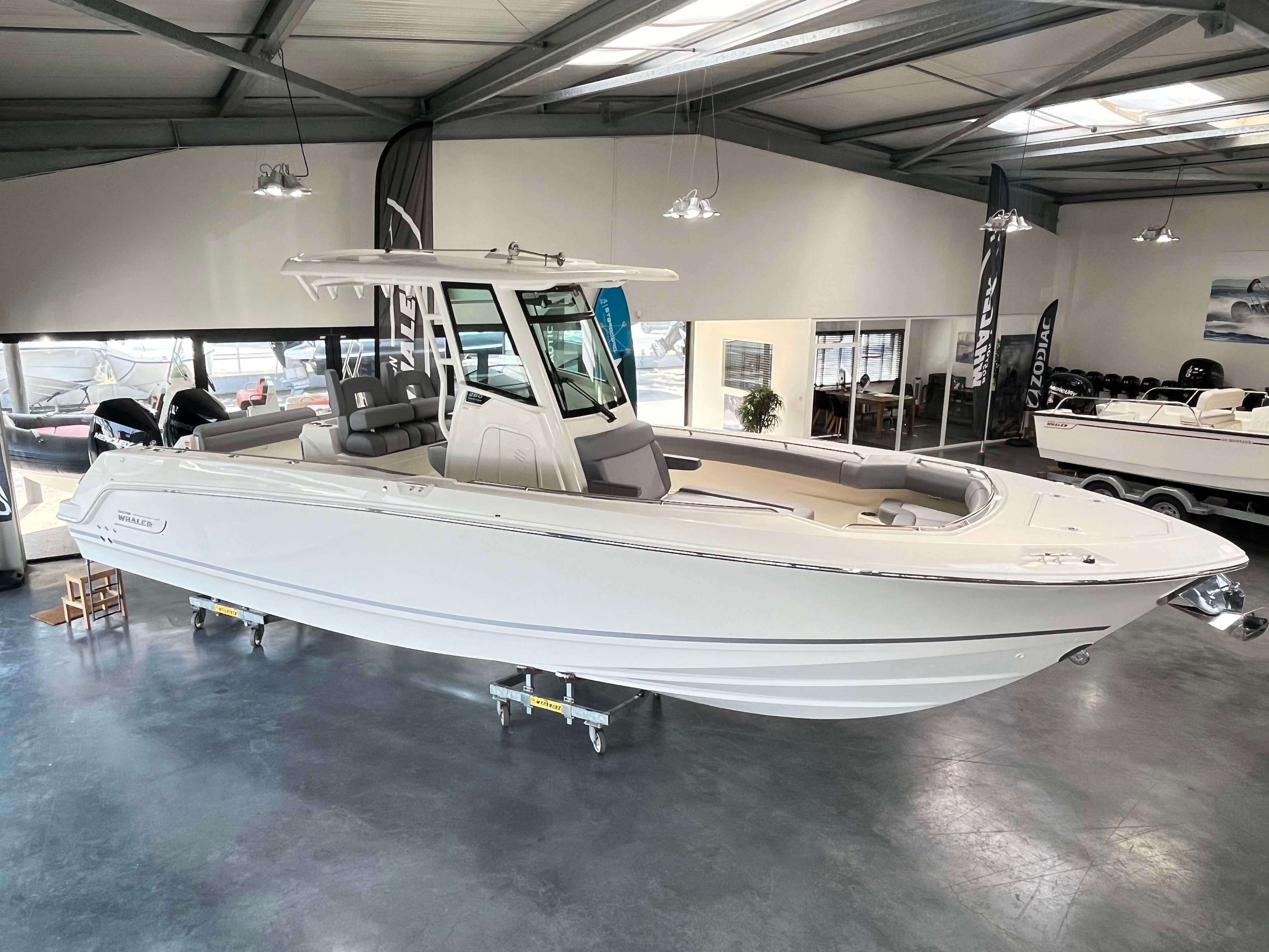 Boston Whaler 280 Outrage