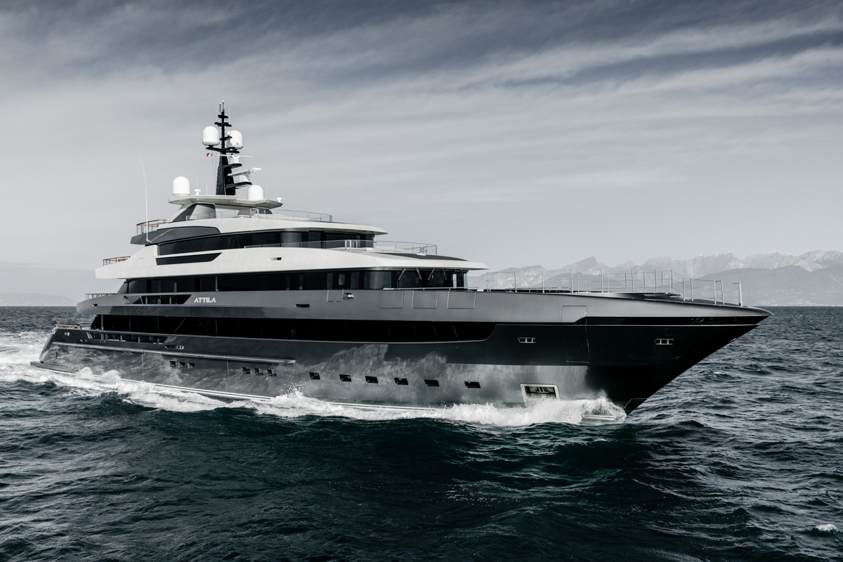 Sanlorenzo 64Steel