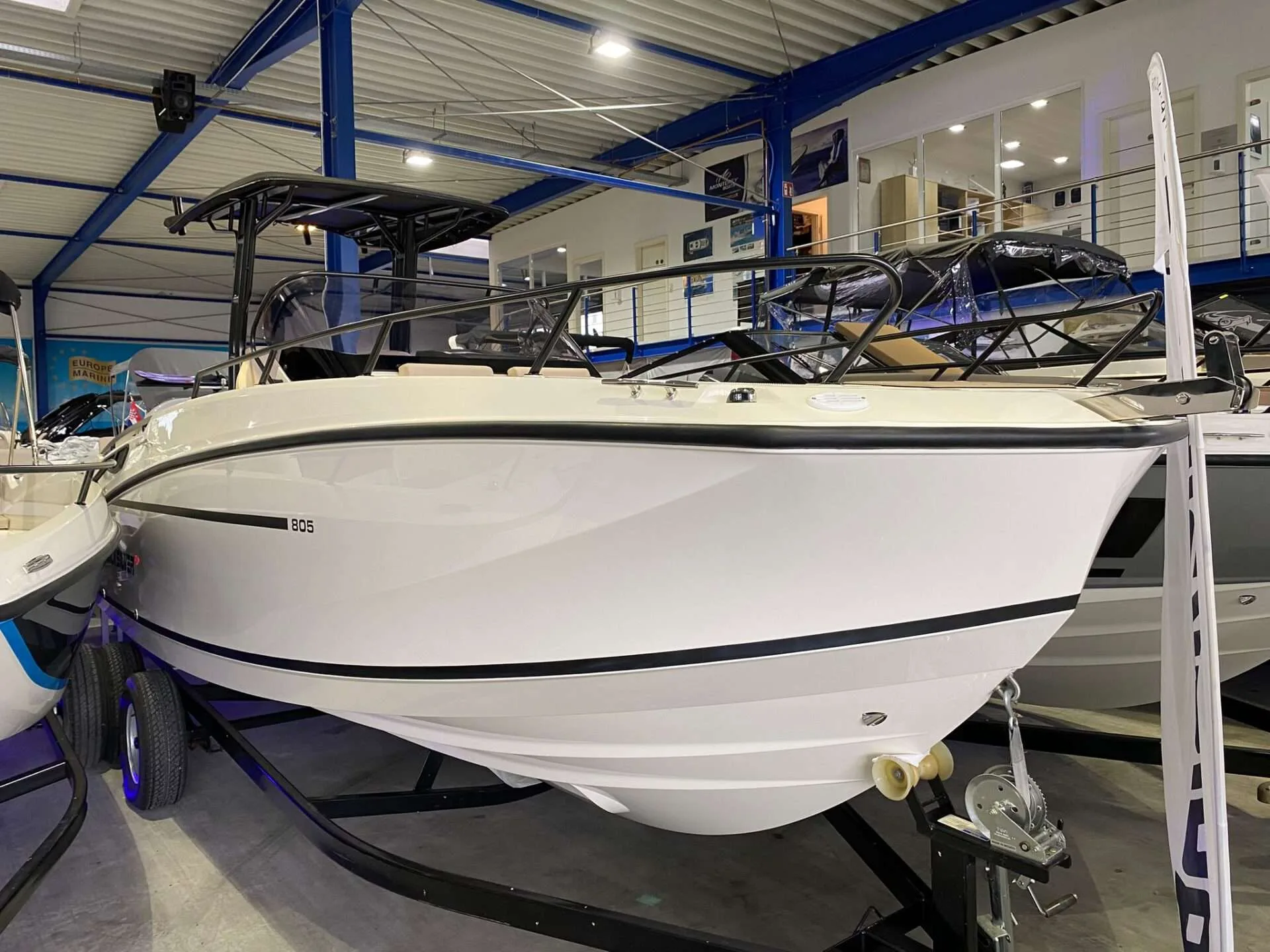 Quicksilver ACTIV 805 OPEN used - photo 1