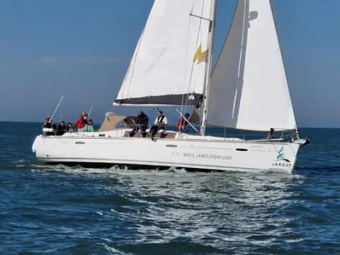 Beneteau Oceanis 43 gebraucht - Foto 1