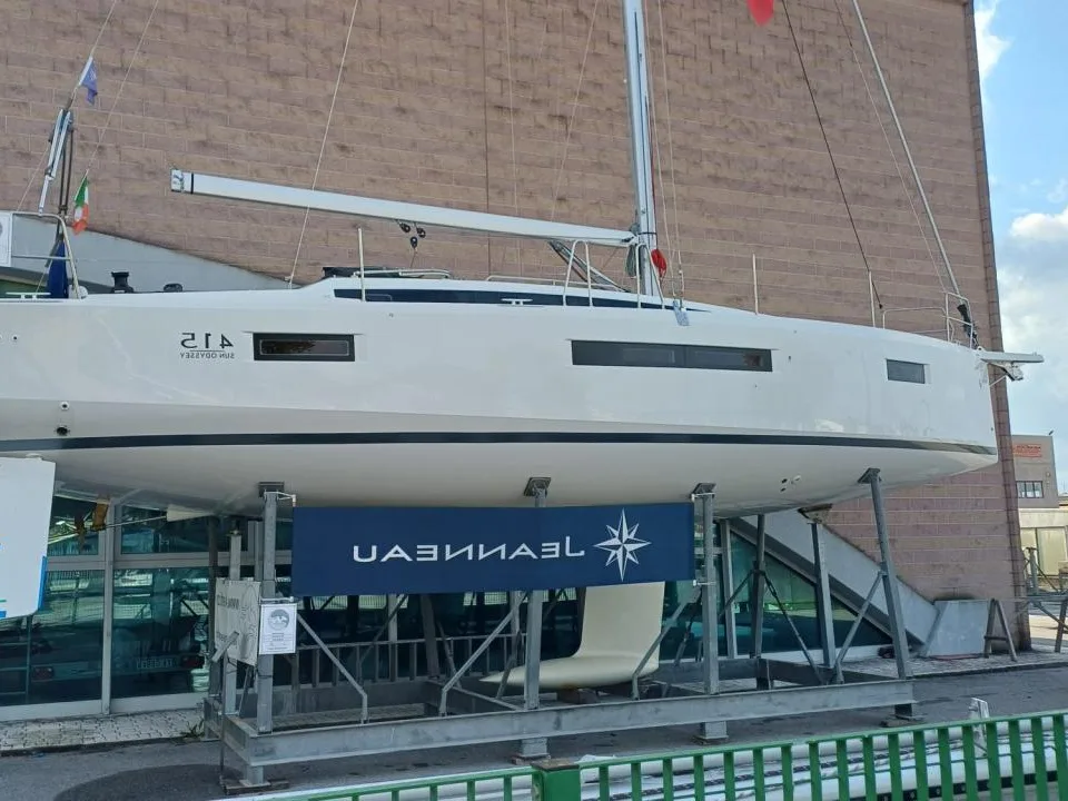 Jeanneau Sun Odyssey 415 used - photo 1