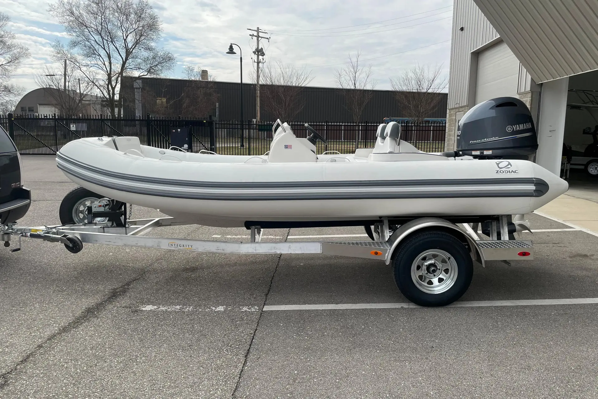 Zodiac Yachtline 490
