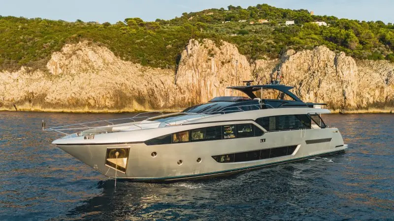 Riva 90' Argo