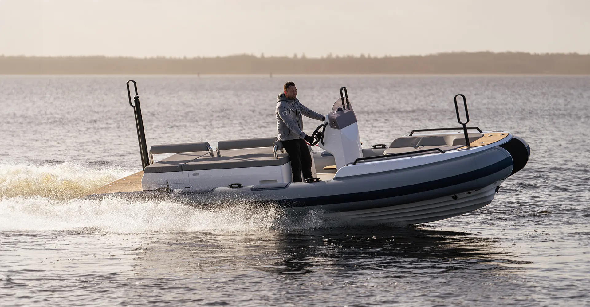 Xtenders 7.0m Beachlander