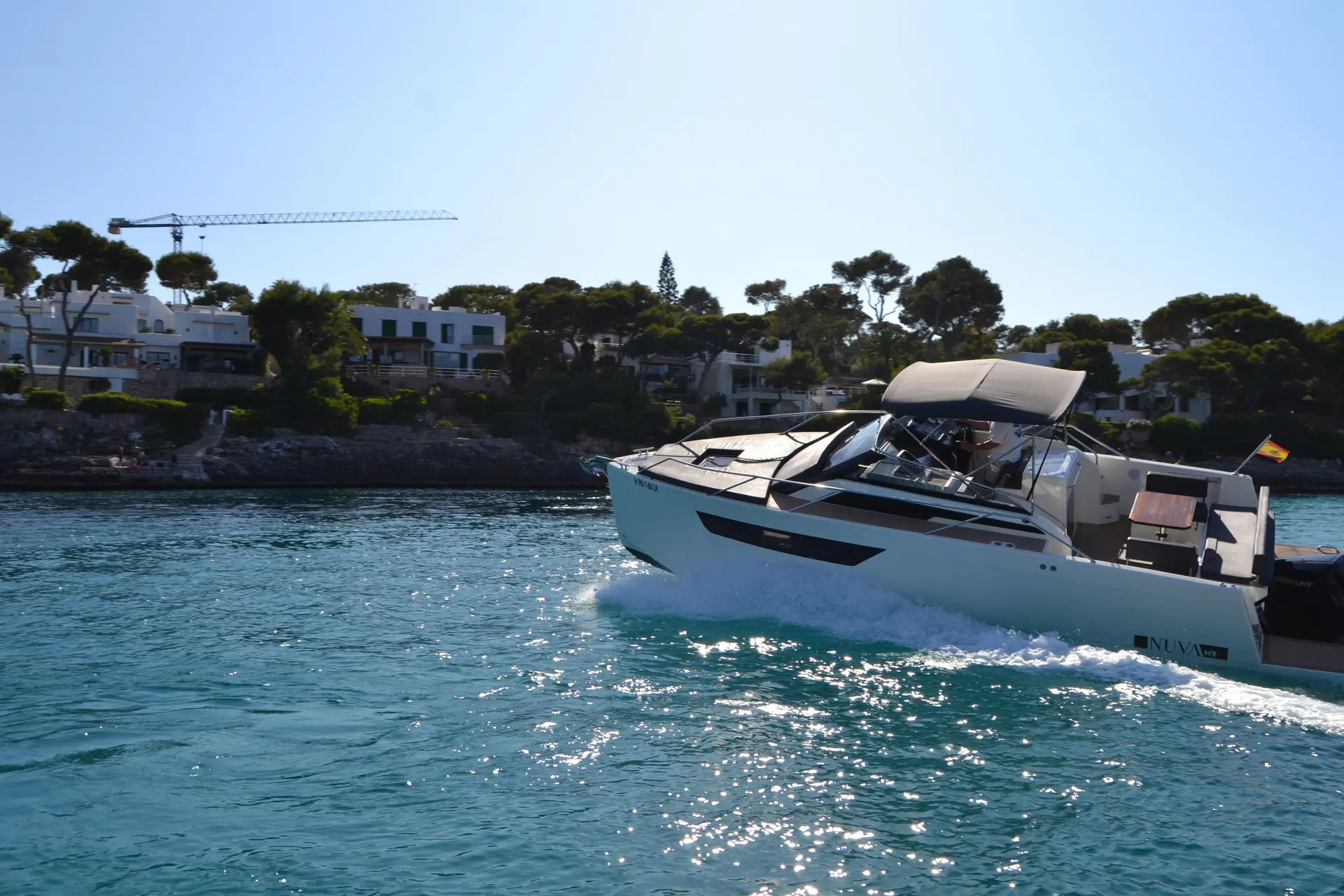 Nuva Yachts M9 Open