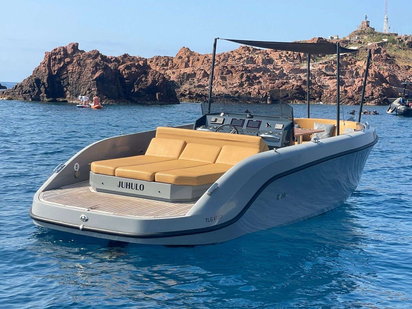 Rand Boats Play 24