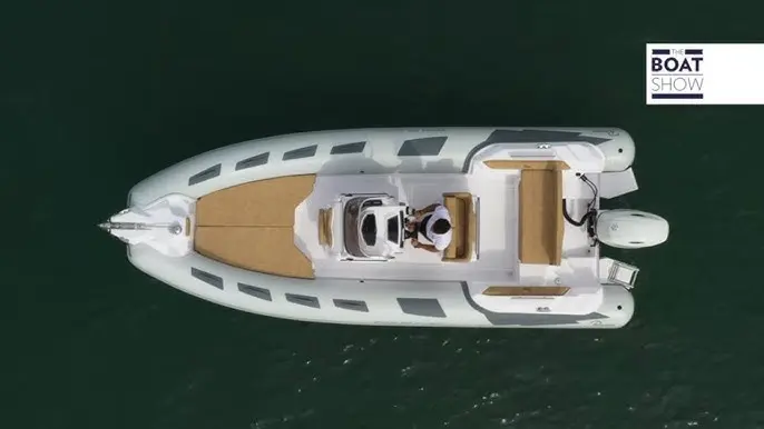 Ranieri International Cayman 23 Sport Touring