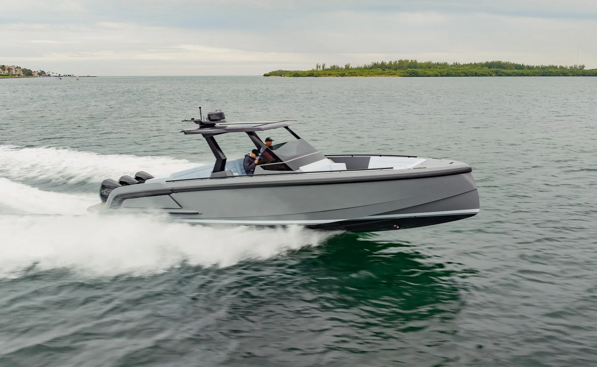 Vanquish Yachts VQ40 Sports Line