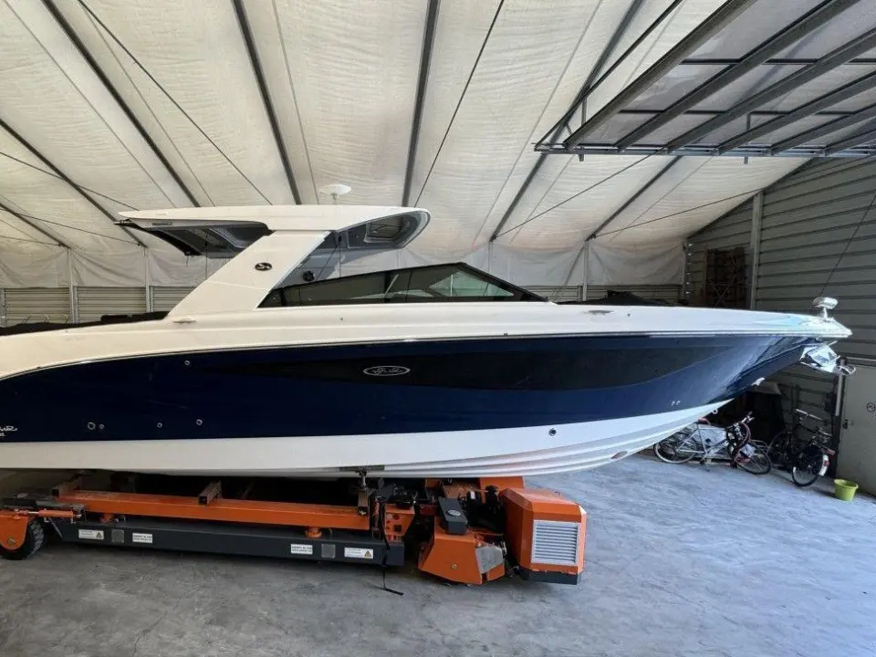 Sea Ray SLX 400