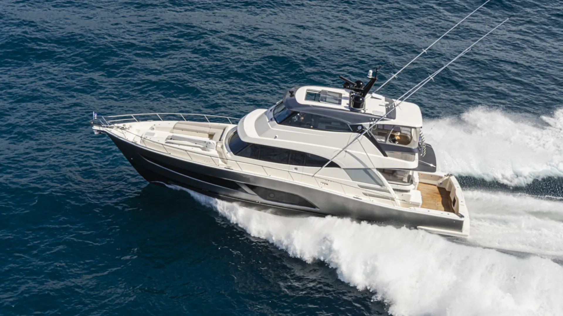 Riviera 68 Sport Motor Yacht