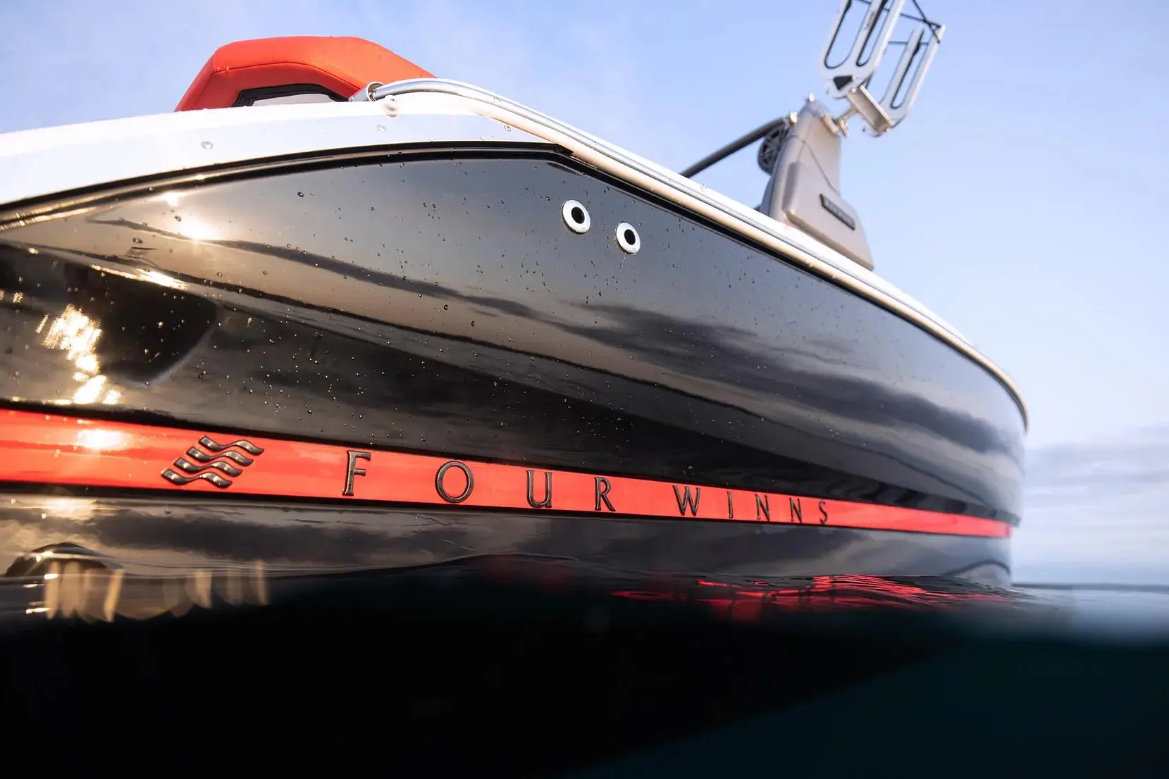 Four Winns H2 Surf