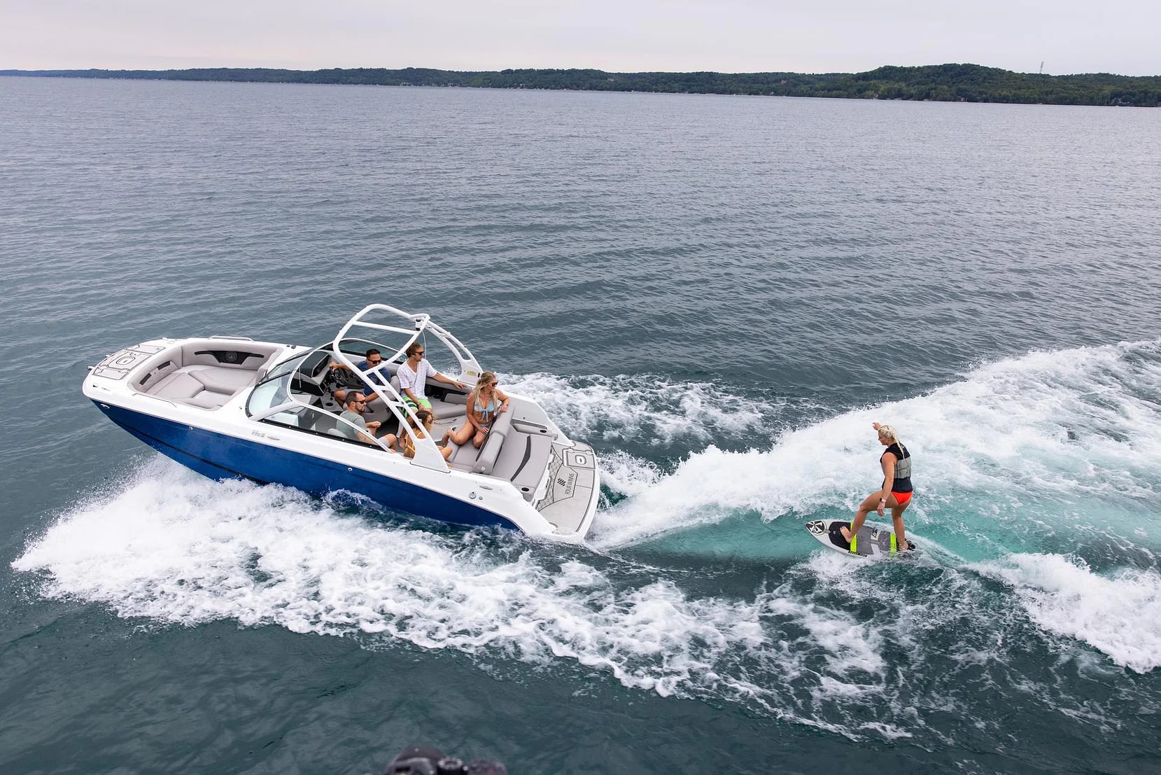 Four Winns HD3 Surf