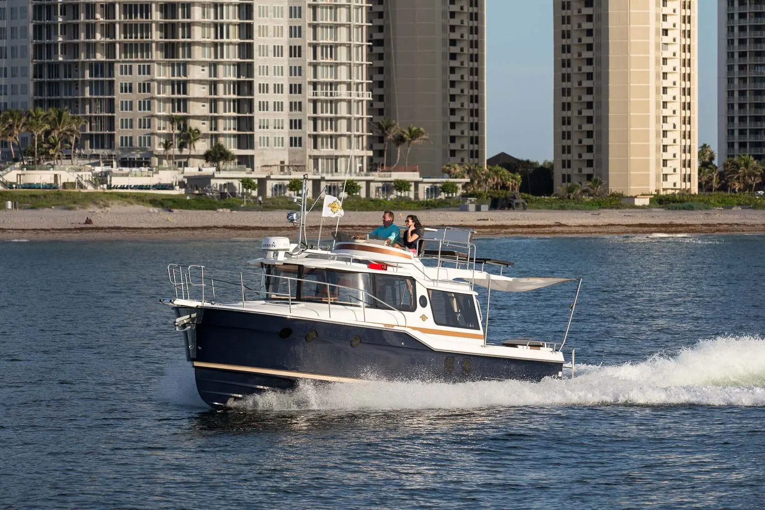 Ranger Tugs R-29 CB
