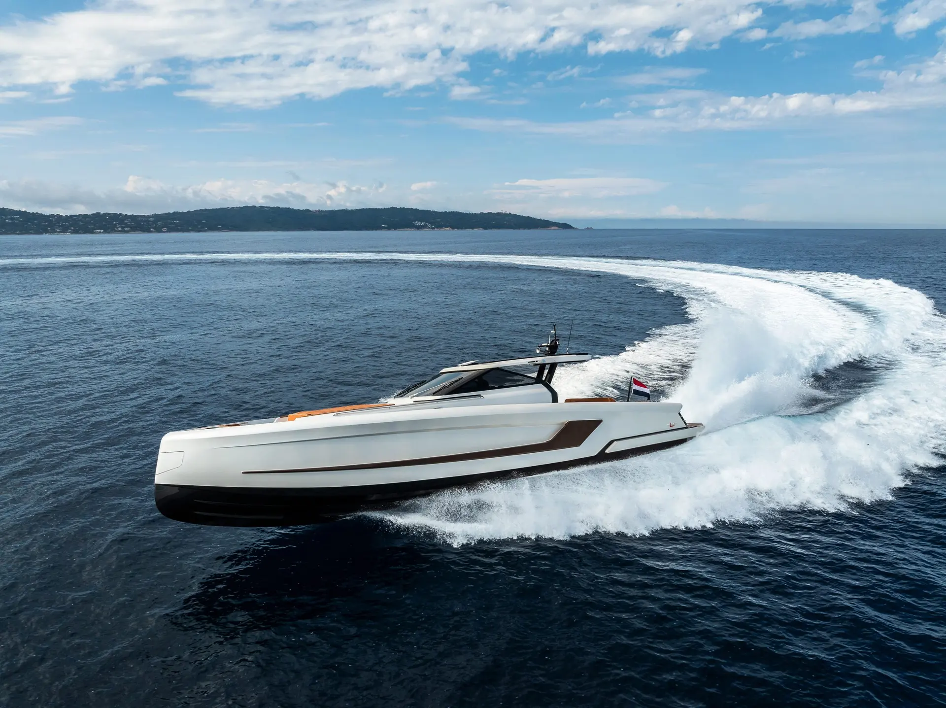 Wider Yachts WiLder 60