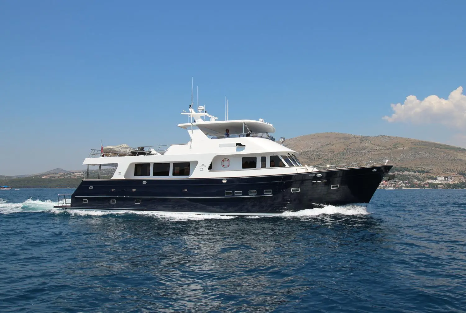 Outer Reef Yachts 830 Motoryacht