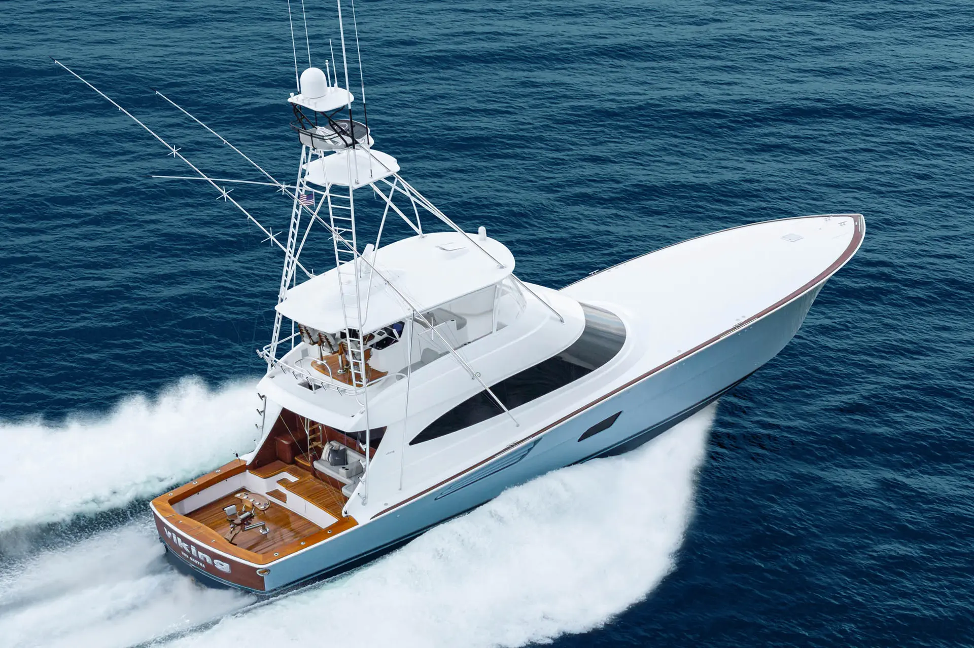 Viking Yachts Viking 82C