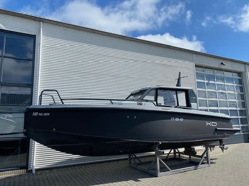 XO Boats DFNDR 9