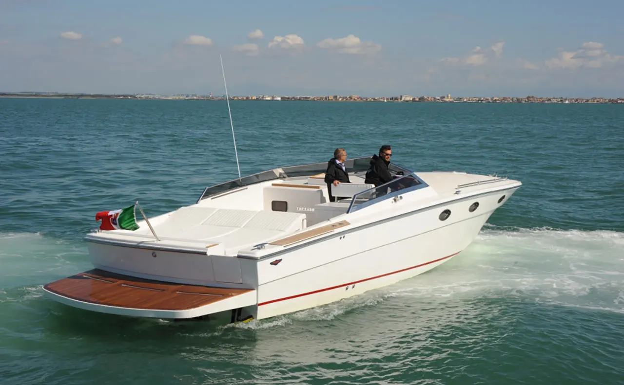 Tornado Yachts Tornado 38
