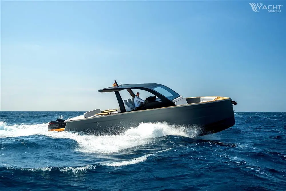 Maxim Yachts MAX43 Race