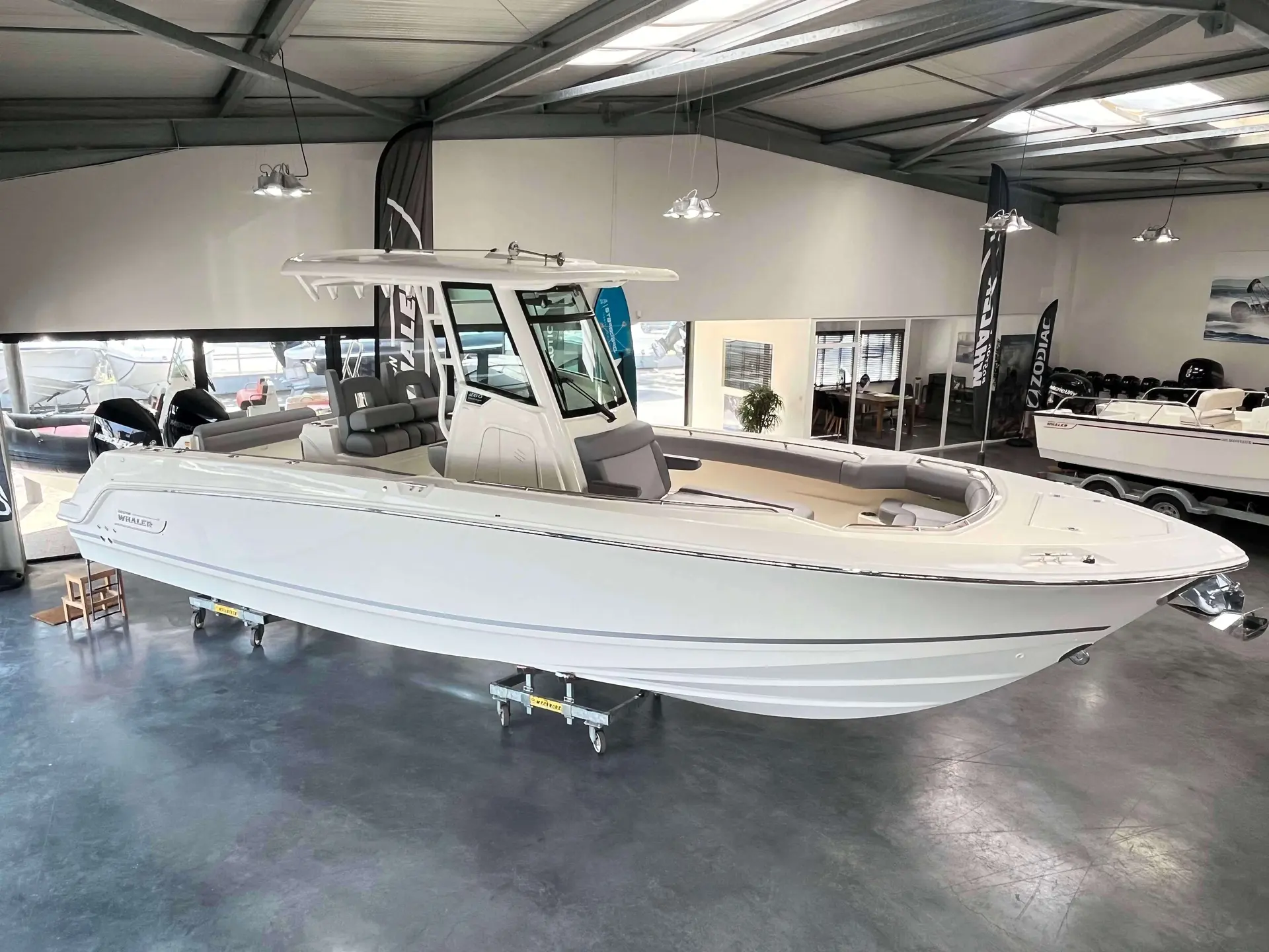 Boston Whaler 280 Outrage