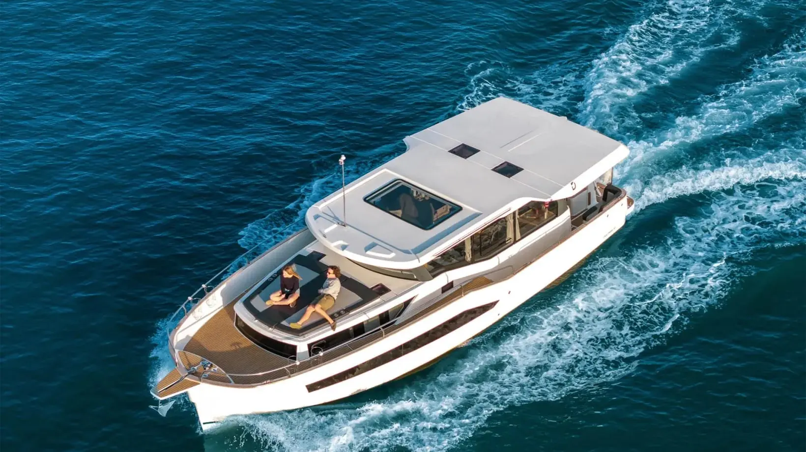Delphia Yachts Delphia 12 Sedan