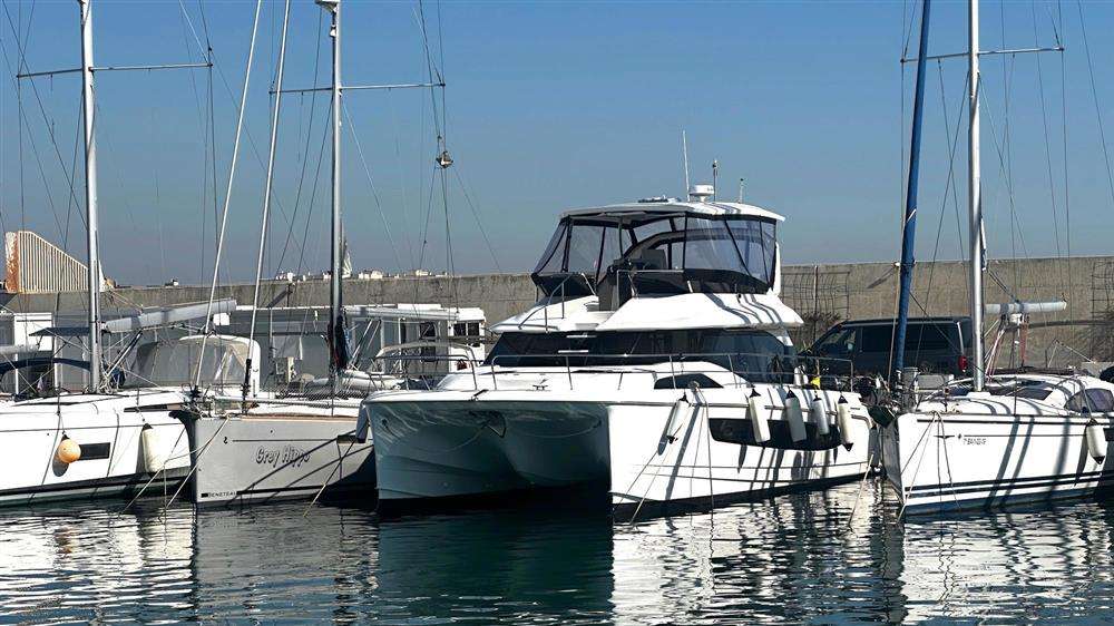 Aquila 46 Yacht