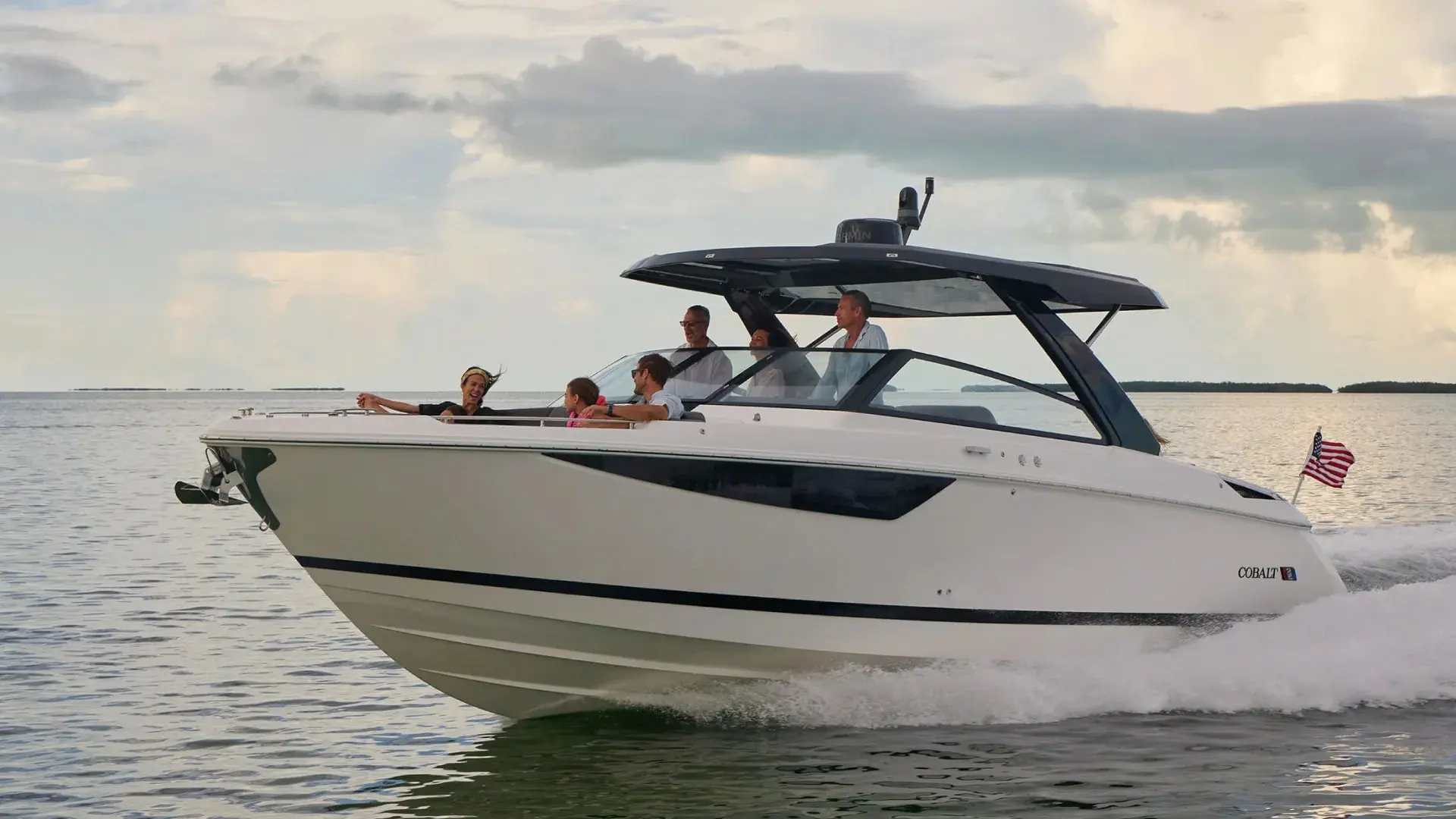 Cobalt Boats R35 OB