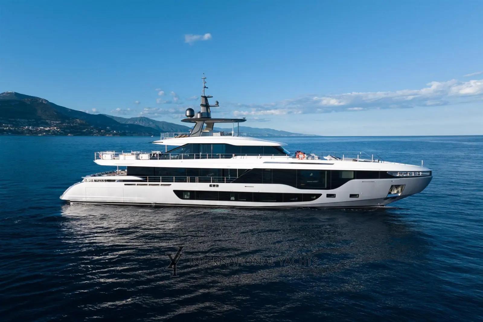 Azimut Grande 36M Evo