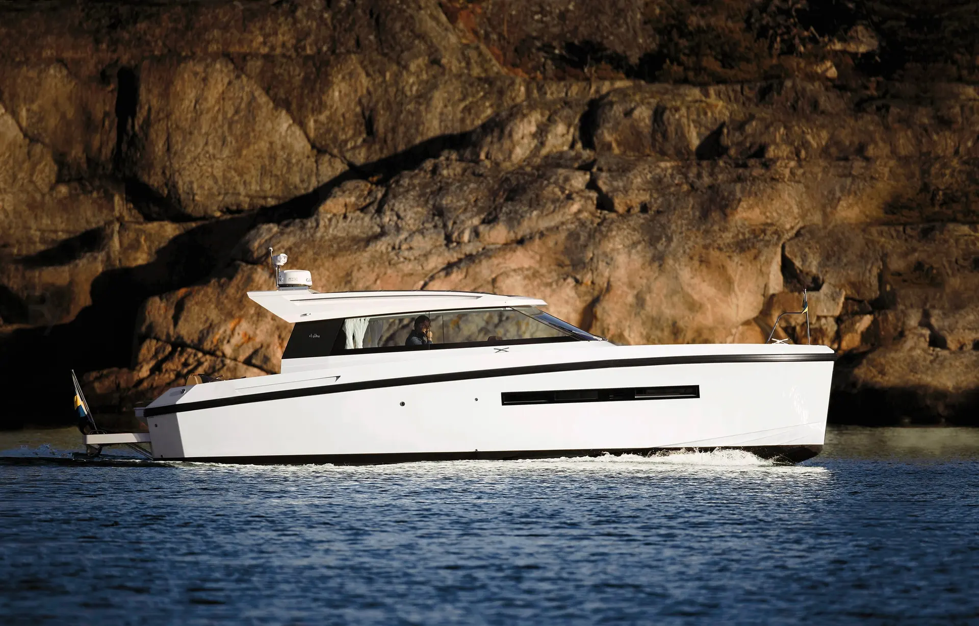 Delta Powerboats 33 Coupé