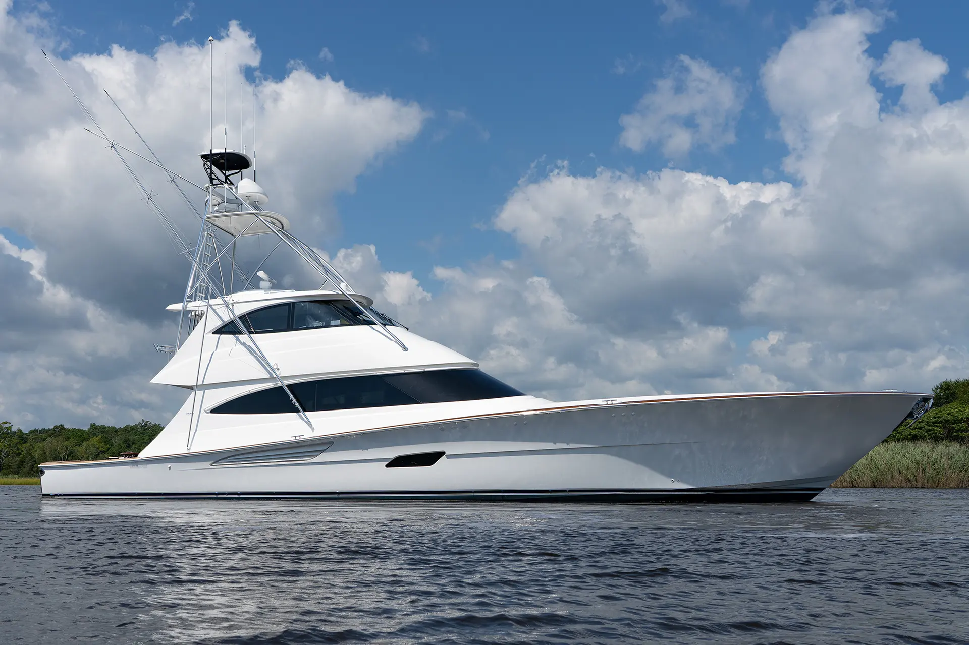 Viking Yachts Viking 82EB