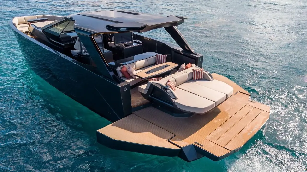 Manari Yachts Manari 52