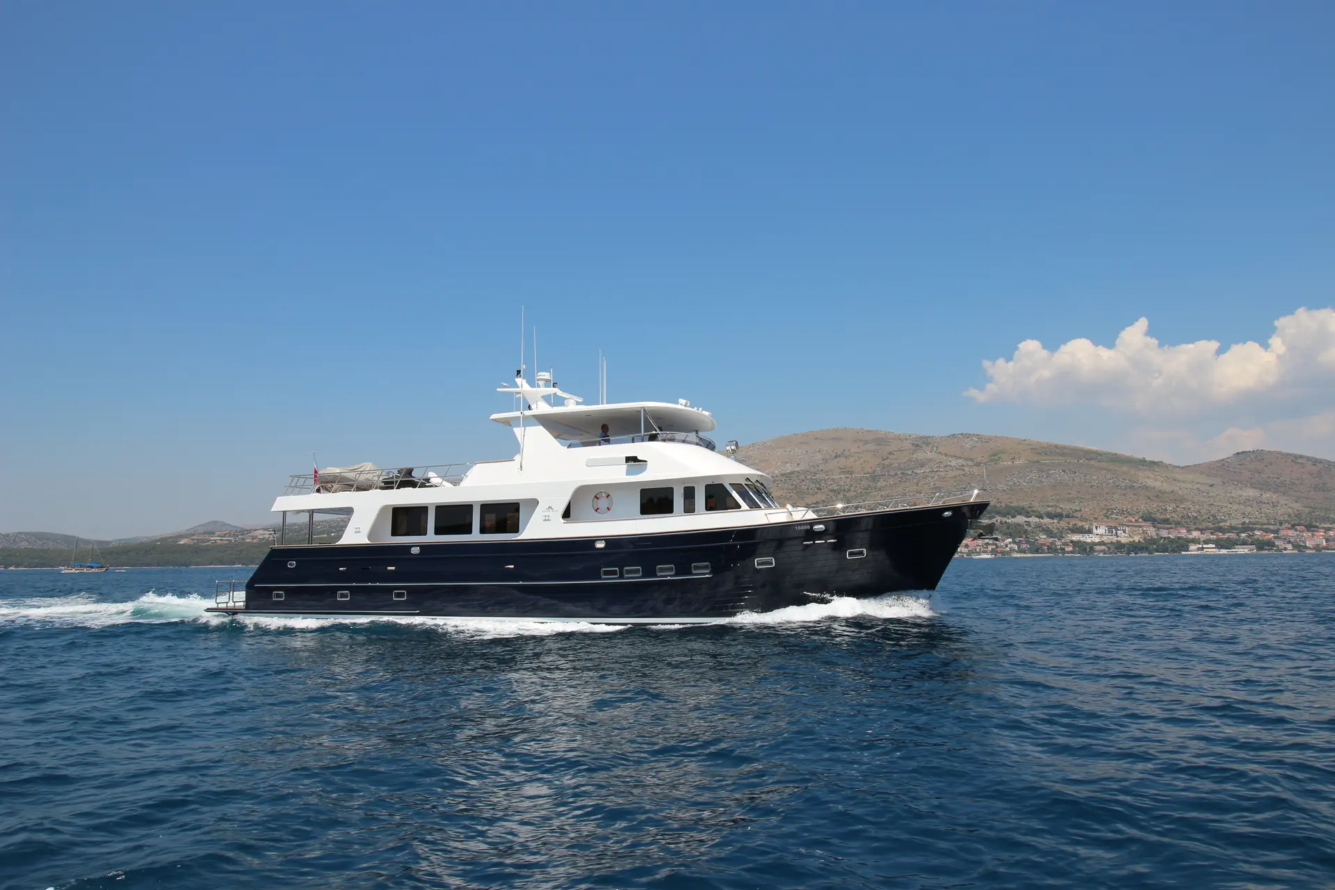 Outer Reef Yachts 800 Motoryacht
