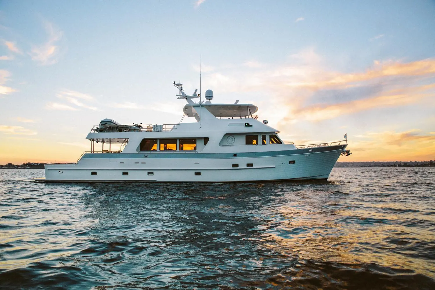 Outer Reef Yachts 880 Cockpit Motoryacht