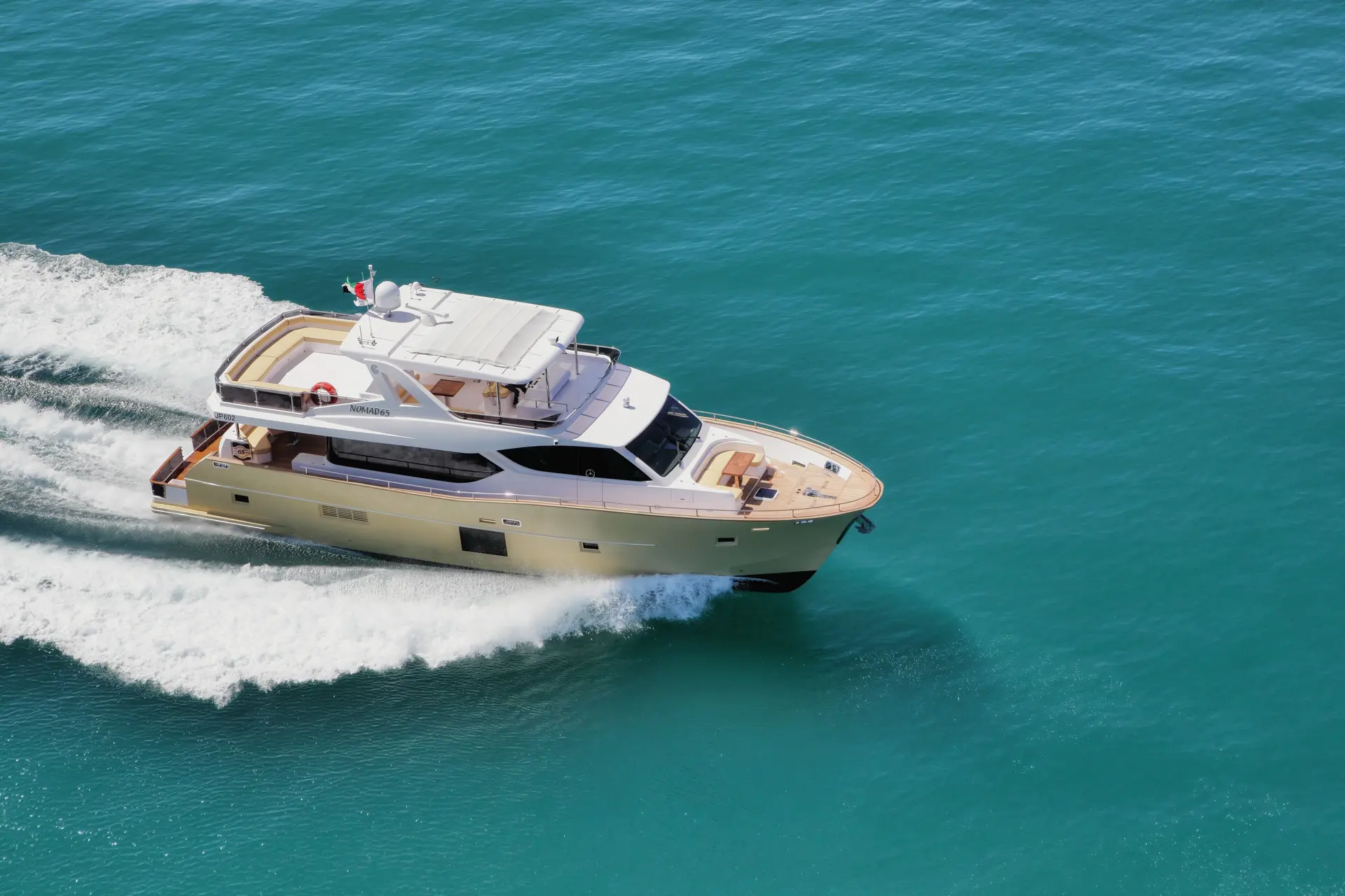 Gulf Craft Nomad 65