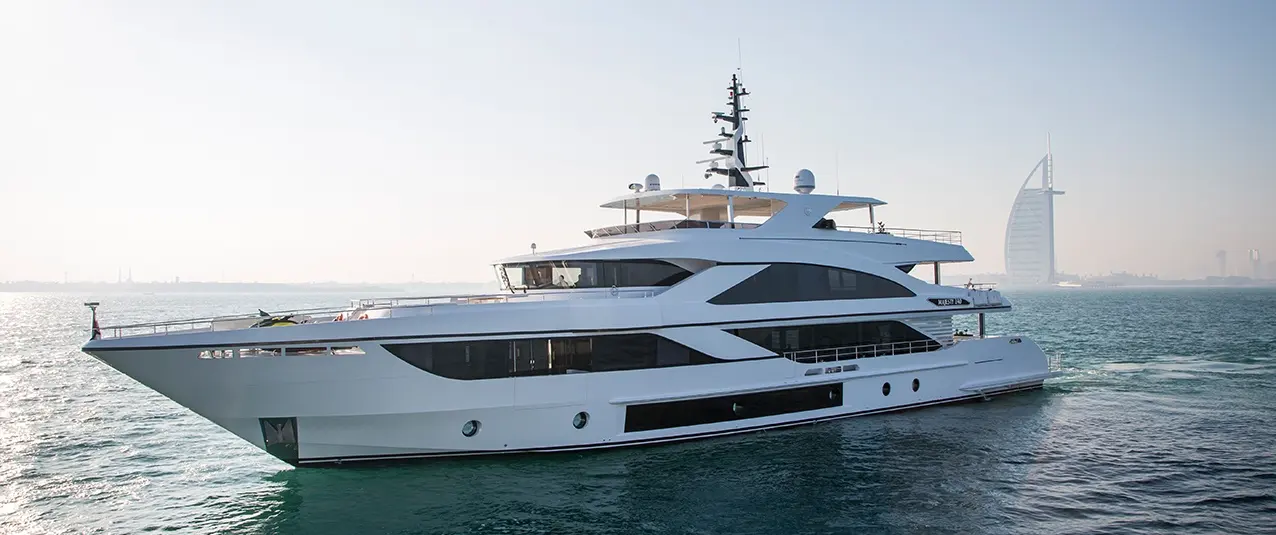 Gulf Craft Majesty 140