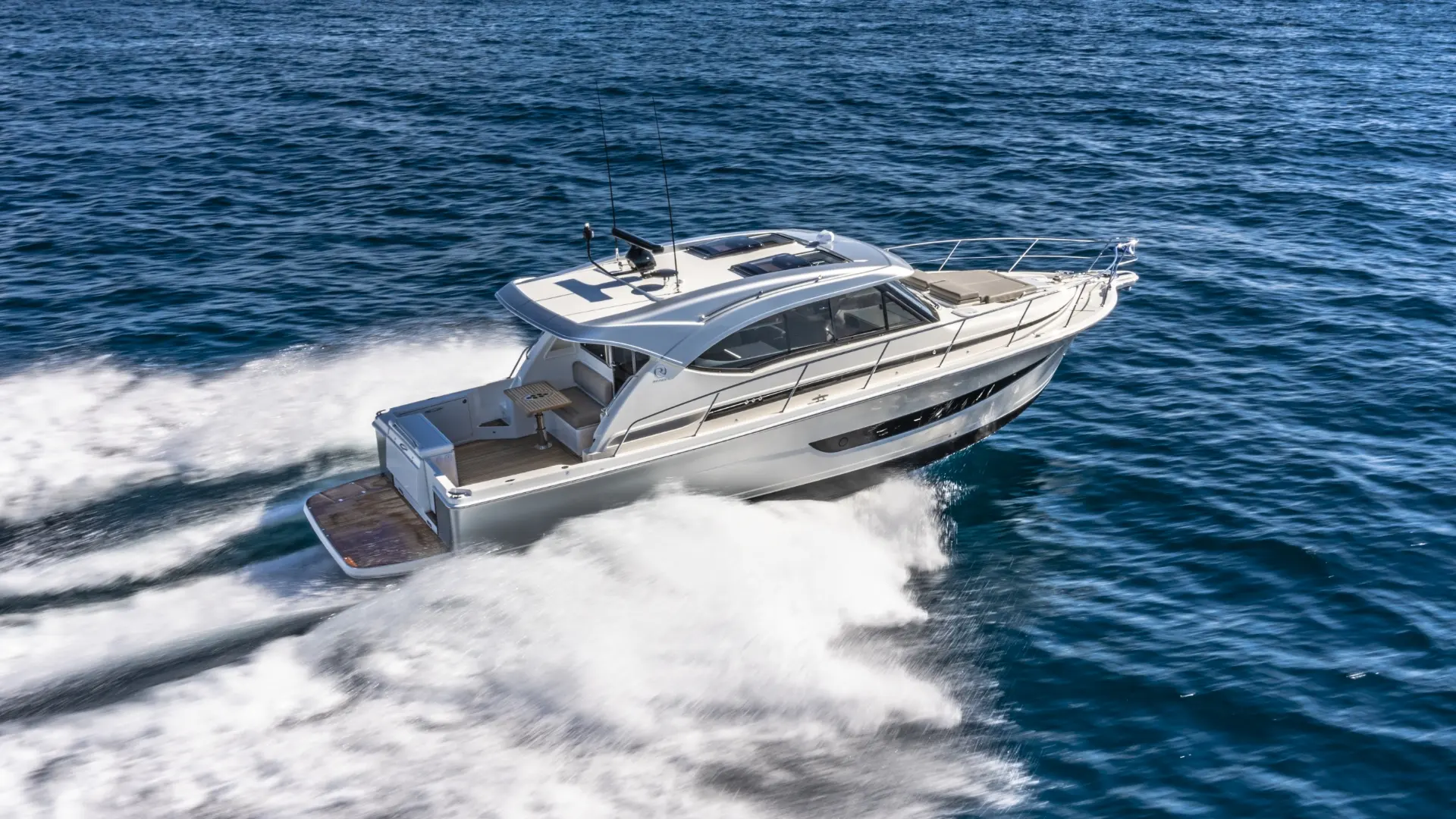 Riviera 395 SUV