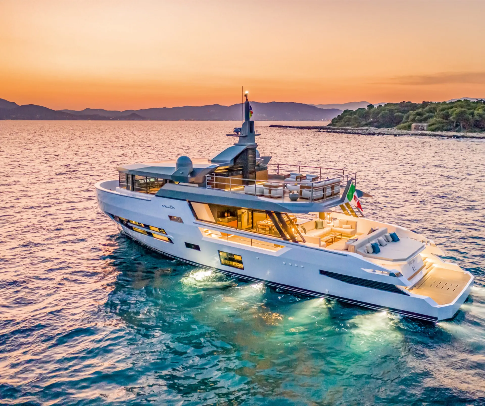 Arcadia Sherpa 80