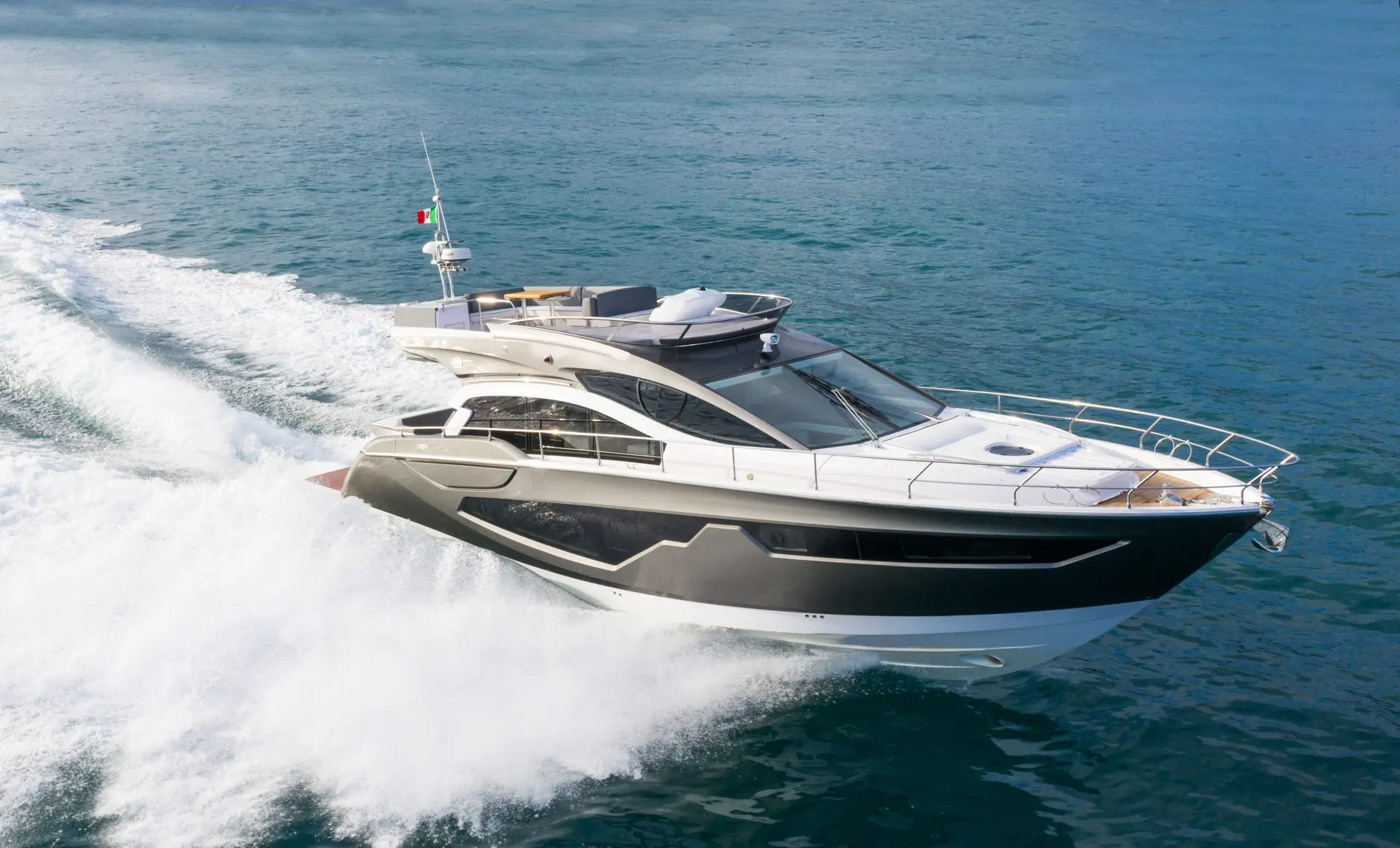 Sessa Marine Fly54