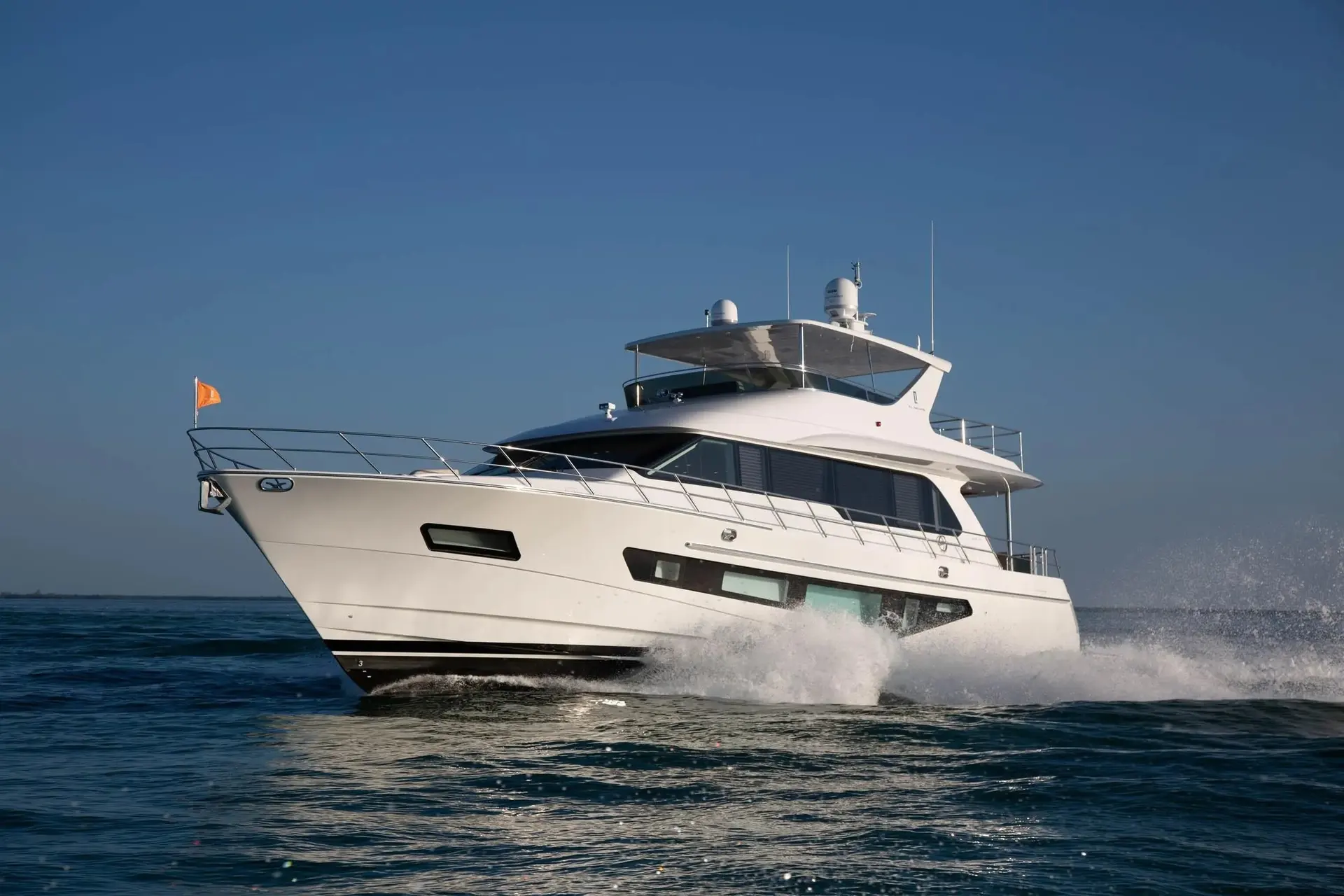 CL Yachts CLB72