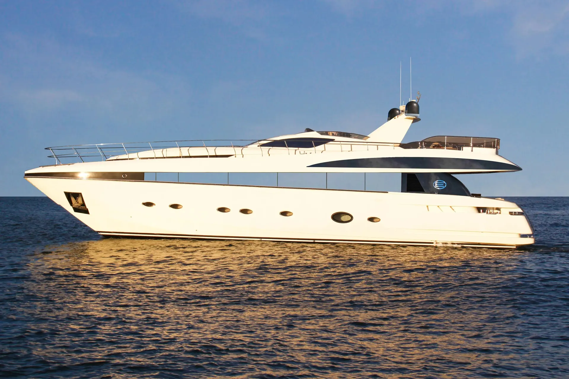 CL Yachts CLX96